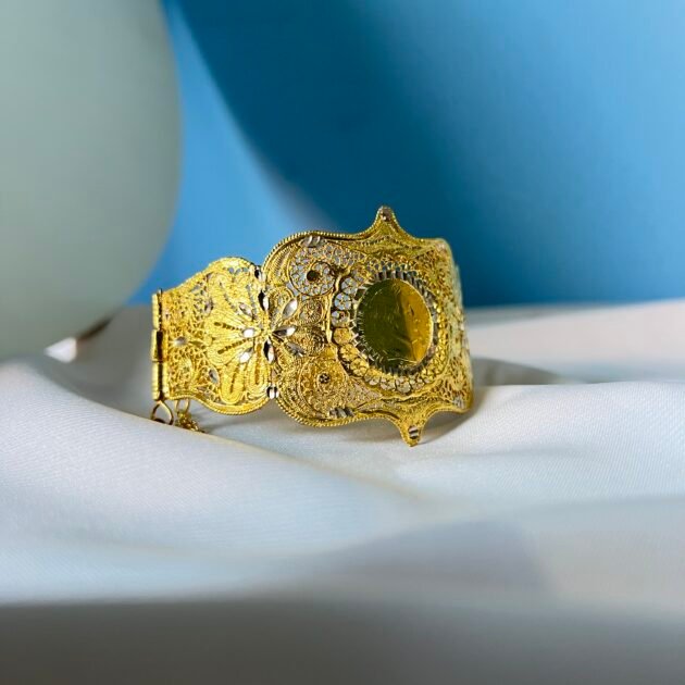 مقياس بقاط فضة مشللة بالذهب